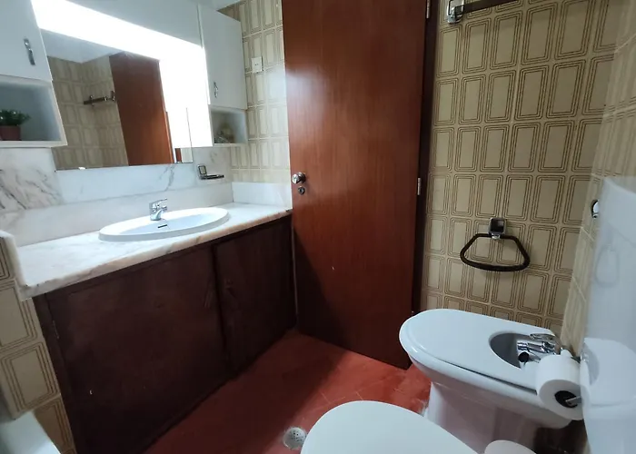 10b Invicta - Casas & Papeis * Armação de Pêra