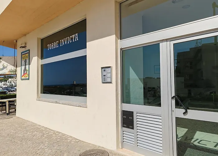 10b Invicta - Casas & Papeis Armação de Pêra