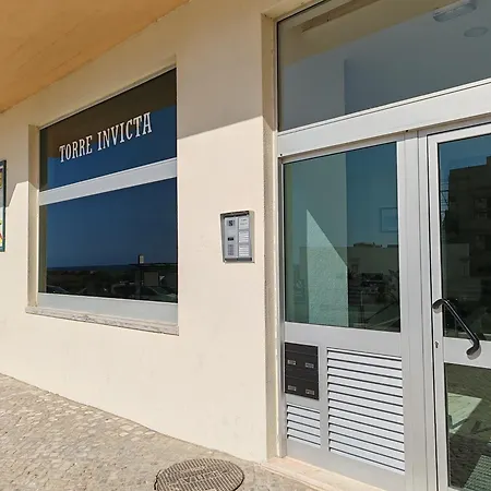 10b Invicta - Casas & Papeis Armação de Pêra